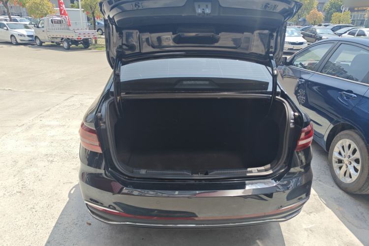 Used Volkswagen Lavida 2023 300TSI DSG Full-Comfort Edition Trunk