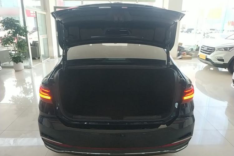 Used Volkswagen Lavida 2023 1.5L Automatic 5 Million Edition Trunk