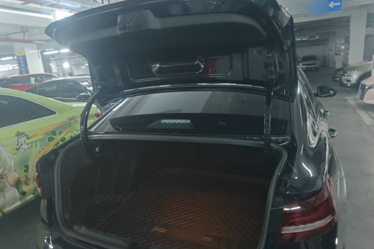 Used Volkswagen Lavida 2023 300TSI DSG Starry Full-Comfort Edition Trunk