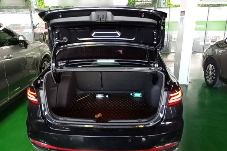Used Volkswagen Lavida 2023 280TSI DSG Starry Sky Deluxe Edition Trunk