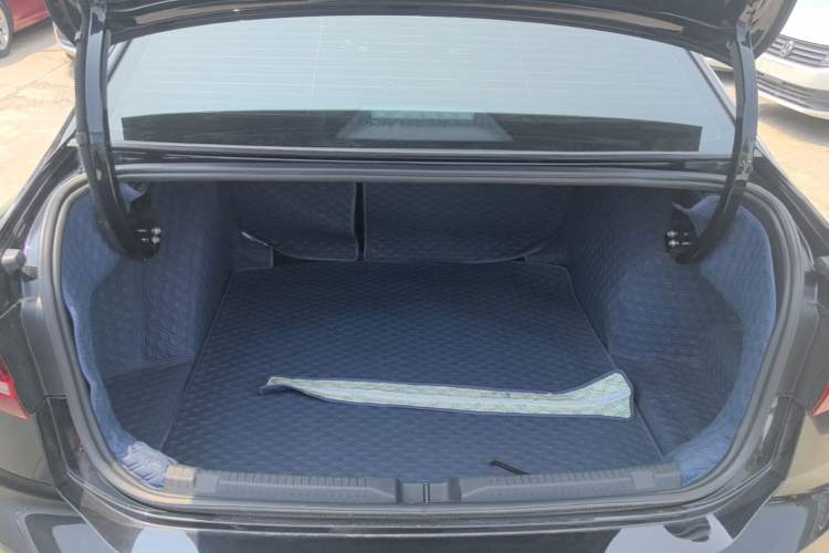 Used Volkswagen Lavida 2023 280TSI DSG Full-Comfort Edition Trunk