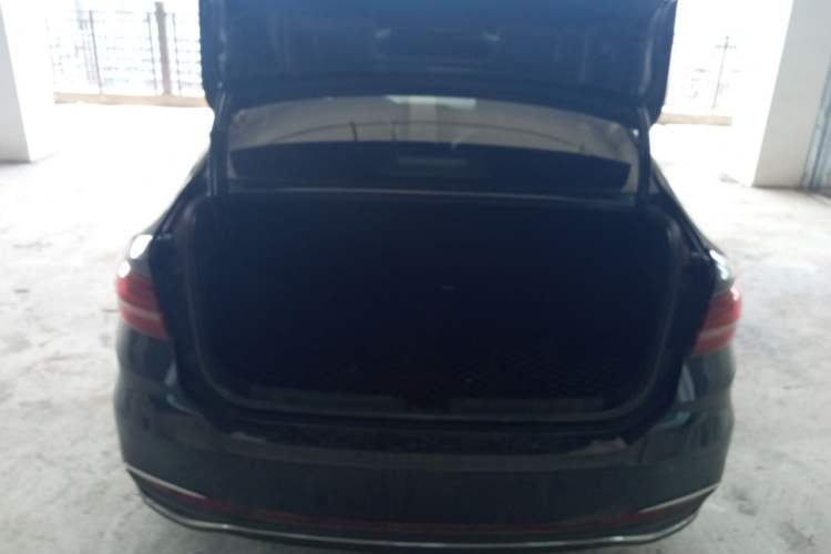 Used Volkswagen Lavida 2023 280TSI DSG Full-Comfort Edition Trunk