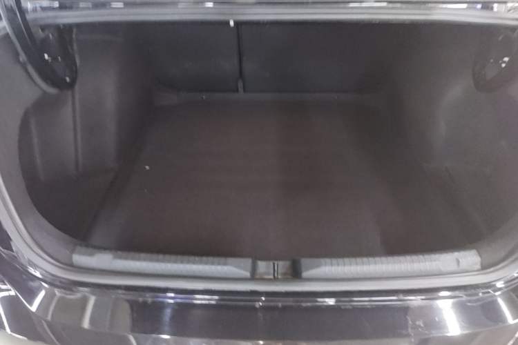Used Volkswagen Lavida 2023 280TSI DSG Starry Sky Deluxe Edition Trunk