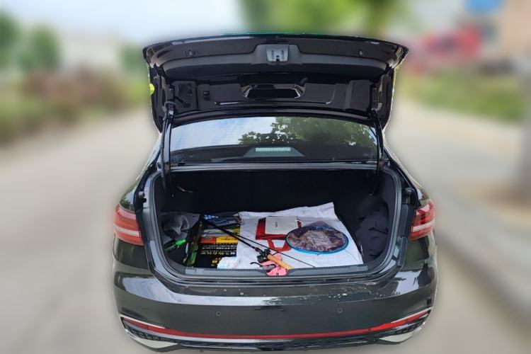 Used Volkswagen Lavida 2023 1.5L Automatic Full-Comfort Edition Trunk
