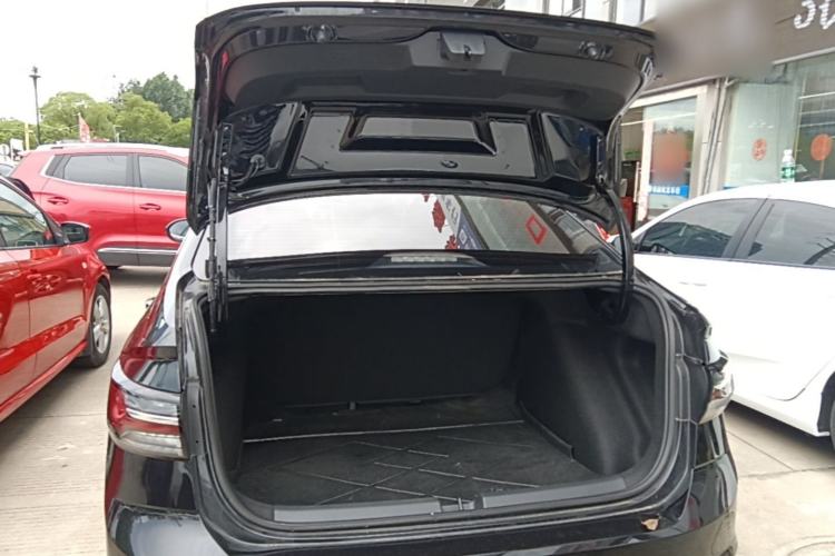 Used Volkswagen Lavida 2023 New Sharp 1.5L Automatic Excellent New Edition Trunk