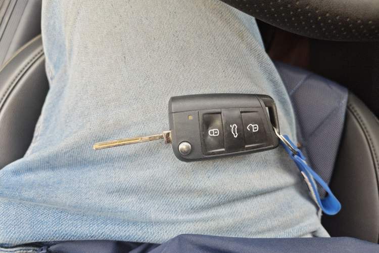 Used Volkswagen Lavida 2023 New Sharp 1.5L Automatic Excellent New Edition Vehicle Key
