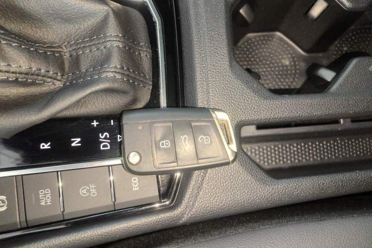 Used Volkswagen Lavida 2023 300TSI DSG Starry Sky Elite Edition Vehicle Key