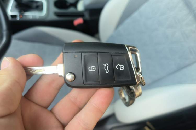 Used Volkswagen Lavida 2023 1.5L Automatic Full-Comfort Edition Vehicle Key