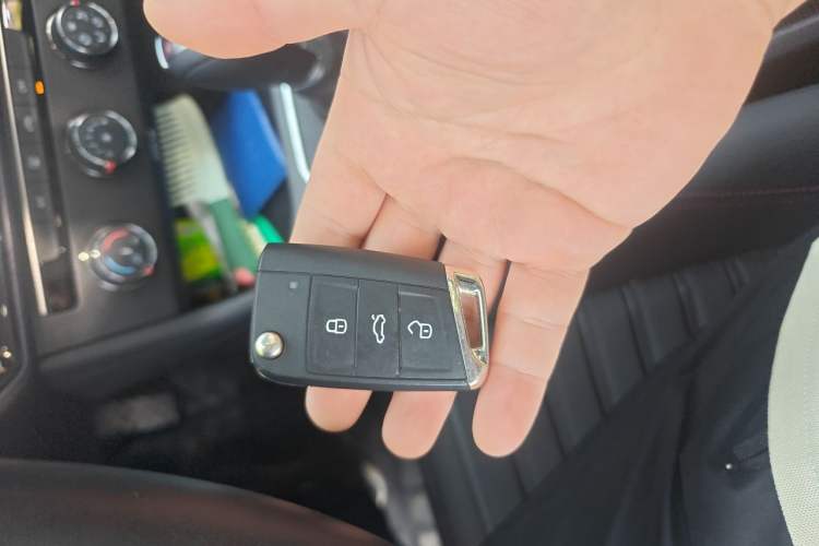 Used Volkswagen Lavida 2023 280TSI DSG Starry Sky Deluxe Edition Vehicle Key