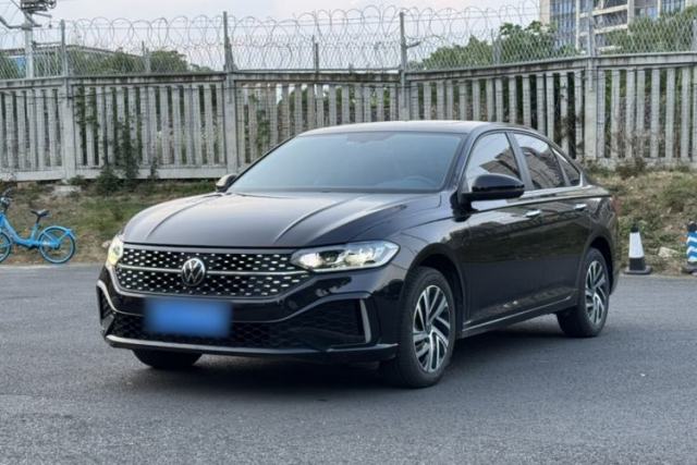 Ojetý Volkswagen Lavida 2023 280TSI DSG Starry Sky Deluxe Edition