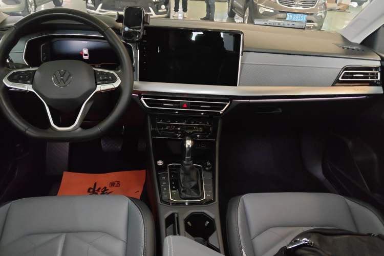 Used Volkswagen Lavida 2023 280TSI DSG Yongyi Edition Audio And AC Panel
