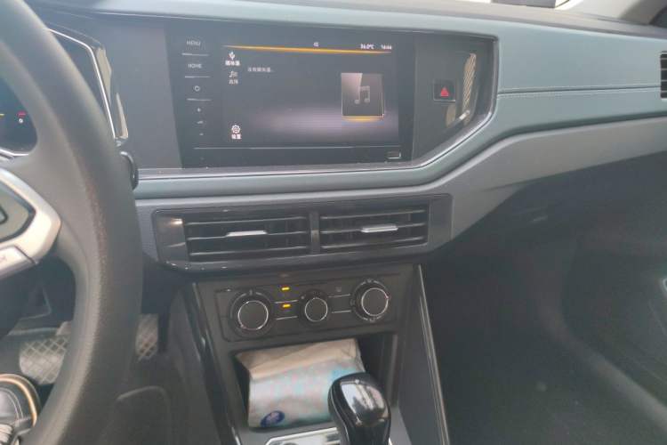 Used Volkswagen Lavida 2023 New Sharp 1.5L Automatic New Wish Edition Audio And AC Panel