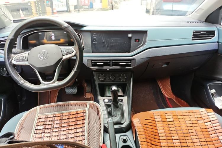 Used Volkswagen Lavida 2023 New Sharp 1.5L Automatic New Wish Edition Center Console