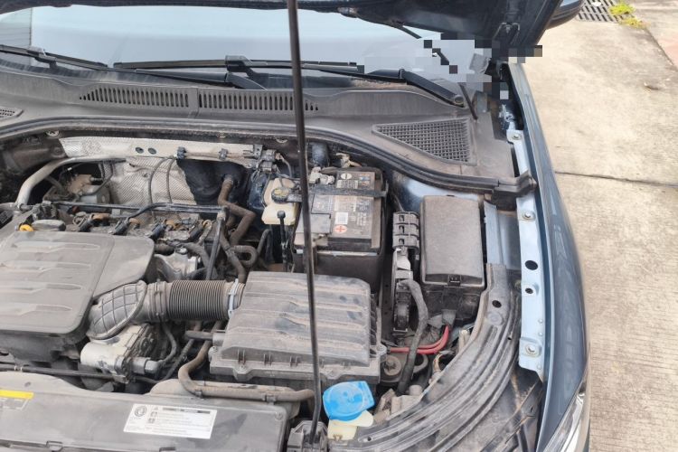 Used Volkswagen Lavida 2023 1.5L Automatic 5 Million Edition Engine Bay Left