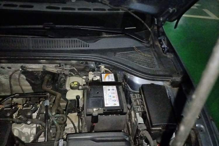 Used Volkswagen Lavida 2023 1.5L Automatic De Yi Edition Engine Bay Left