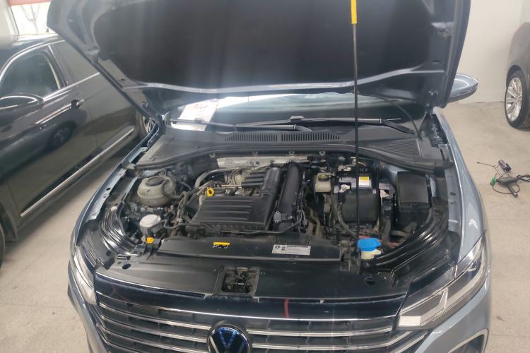 Used Volkswagen Lavida 2023 280TSI DSG Full-Comfort Edition Engine Bay