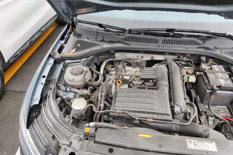 Used Volkswagen Lavida 2023 280TSI DSG Full-Comfort Edition Engine Bay Right
