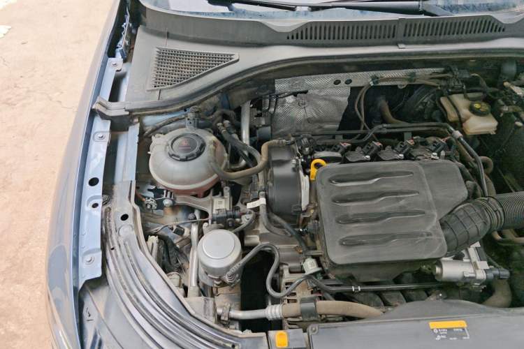 Used Volkswagen Lavida 2023 1.5L Automatic 5 Million Edition Engine Bay Right