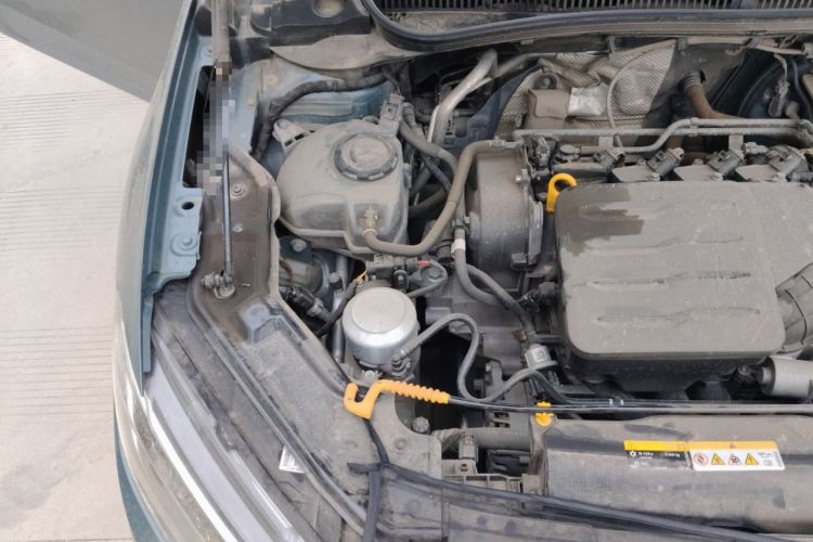Used Volkswagen Lavida 2023 New Sharp 1.5L Automatic New Wish Edition Engine Bay Right