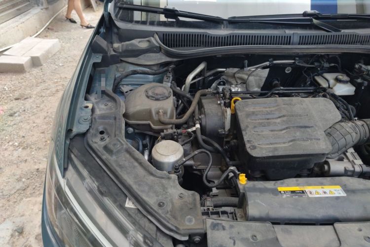 Used Volkswagen Lavida 2023 New Sharp 1.5L Automatic New Wish Edition Engine Bay Right