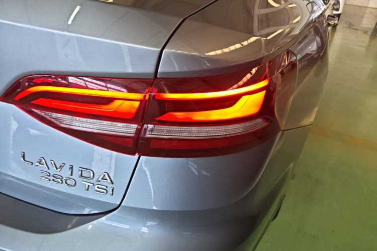 Used Volkswagen Lavida 2023 280TSI DSG Yongyi Edition Exterior 1
