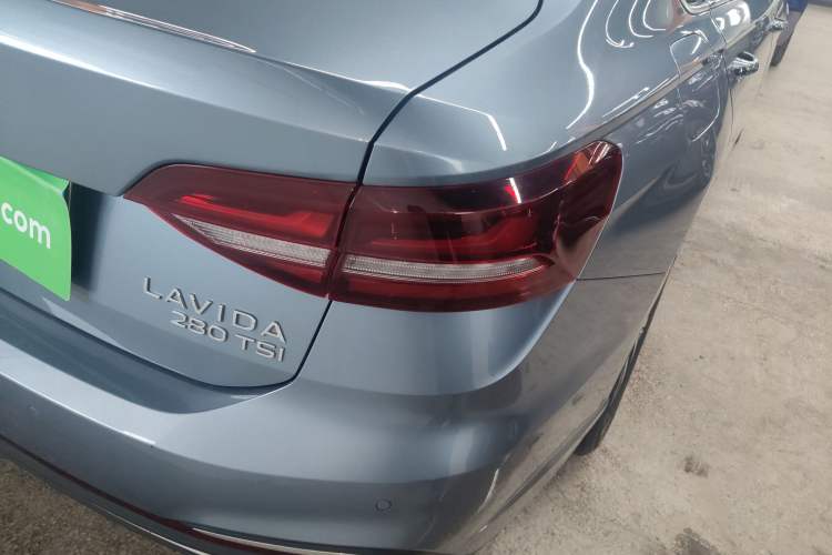 Used Volkswagen Lavida 2023 280TSI DSG Full-Comfort Edition Exterior 3
