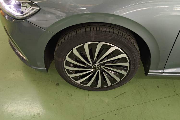 Used Volkswagen Lavida 2023 280TSI DSG Yongyi Edition Exterior 4
