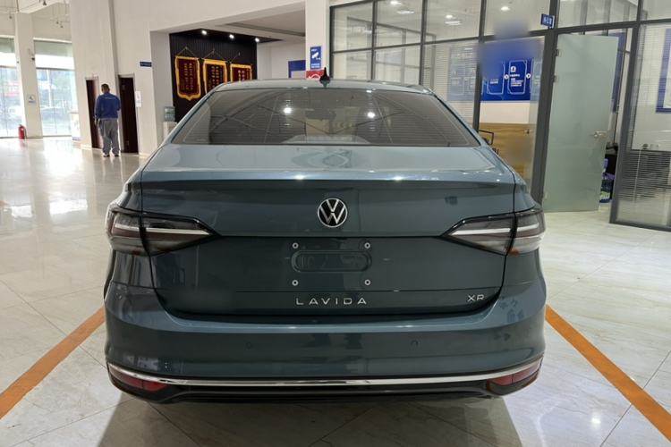 Used Volkswagen Lavida 2023 New Sharp 1.5L Automatic New Wish Edition Exterior 5