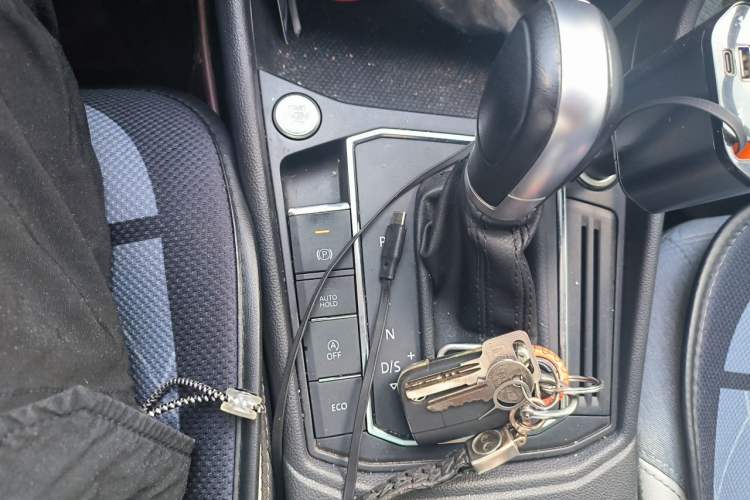 Used Volkswagen Lavida 2023 280TSI DSG Full-Comfort Edition Gear Lever