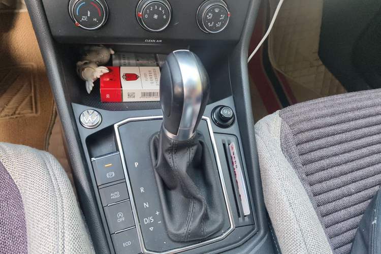Used Volkswagen Lavida 2023 280TSI DSG Full-Comfort Edition Gear Lever