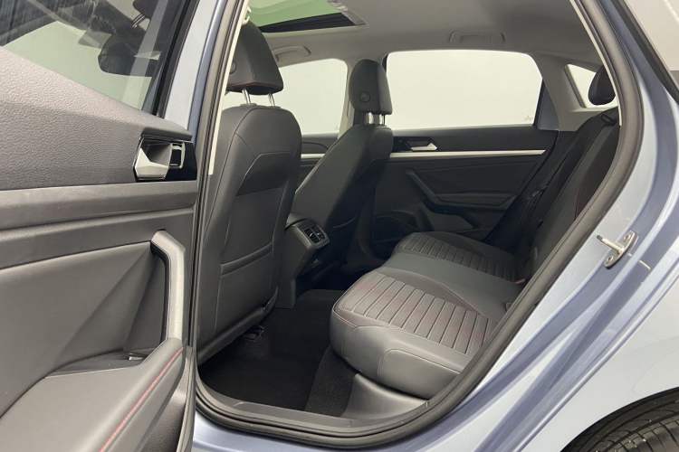 Used Volkswagen Lavida 2023 300TSI DSG Starry Full-Comfort Edition Interior 7