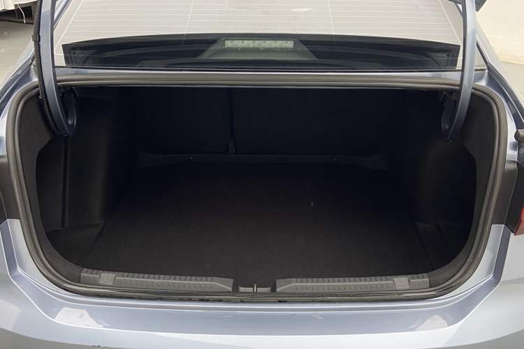 Used Volkswagen Lavida 2023 300TSI DSG Starry Full-Comfort Edition Interior 8