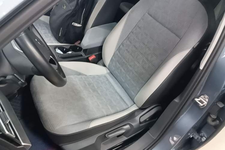 Used Volkswagen Lavida 2023 280TSI DSG Full-Comfort Edition Left Front Seat