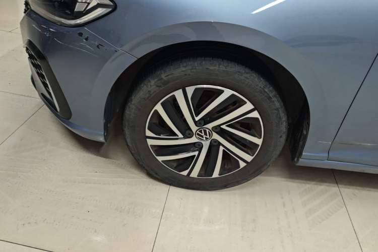 Used Volkswagen Lavida 2023 300TSI DSG Starry Full-Comfort Edition Left Front Wheel Hub