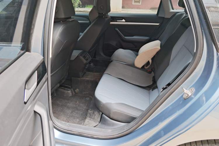 Used Volkswagen Lavida 2023 1.5L Automatic 5 Million Edition Left Rear Seat