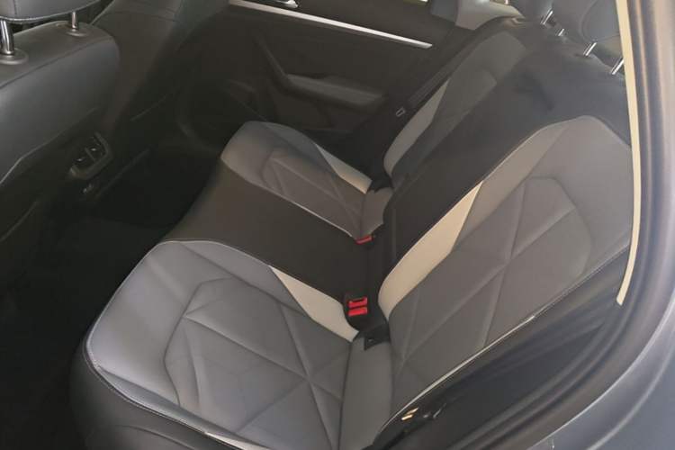 Used Volkswagen Lavida 2023 280TSI DSG Yongyi Edition Left Rear Seat