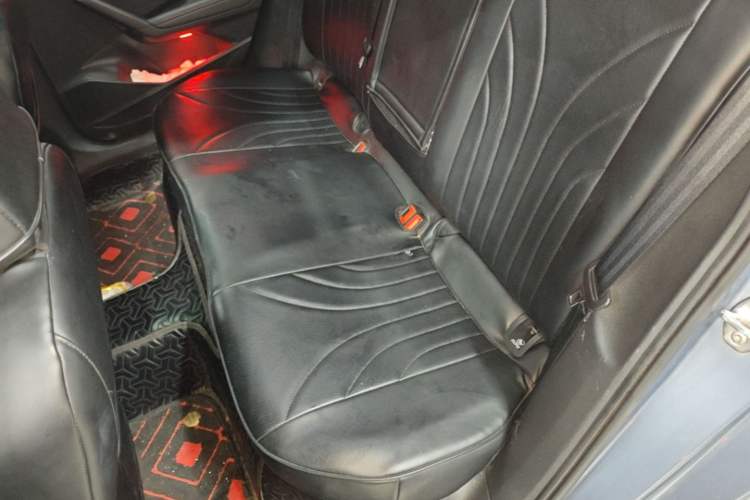 Used Volkswagen Lavida 2023 300TSI DSG Starry Full-Comfort Edition Left Rear Seat