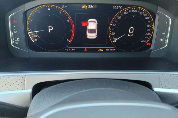 Used Volkswagen Lavida 2023 Revised Version 1.5L Automatic Starry Sky Edition – 5 Million Units Odometer Close Up