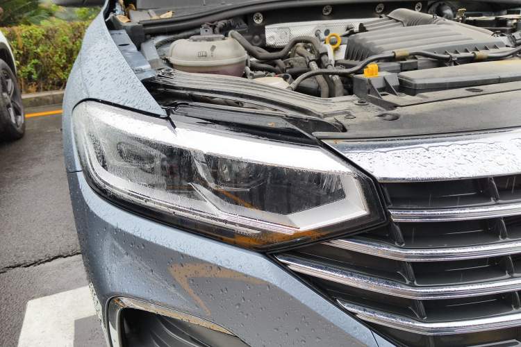 Used Volkswagen Lavida 2023 280TSI DSG Full-Comfort Edition Right Front Headlight