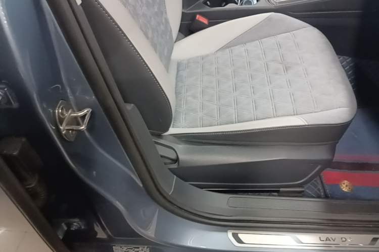Used Volkswagen Lavida 2023 280TSI DSG Full-Comfort Edition Right Front Seat