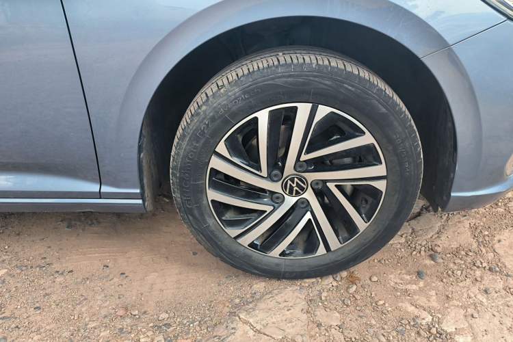 Used Volkswagen Lavida 2023 280TSI DSG Full-Comfort Edition Right Front Wheel Hub