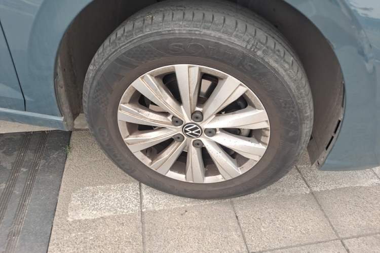 Used Volkswagen Lavida 2023 New Rui 1.5L Automatic New Yi Edition Right Front Wheel Hub