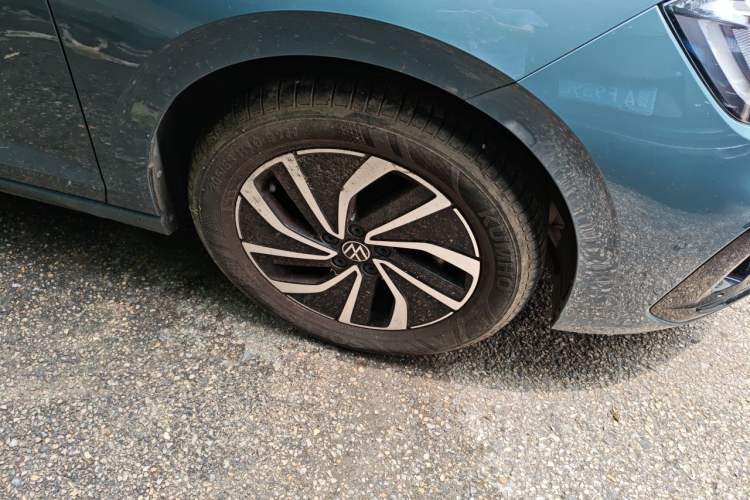 Used Volkswagen Lavida 2023 New Sharp 1.5L Automatic New Wish Edition Right Front Wheel Hub