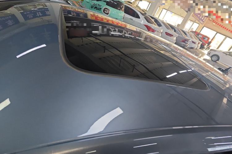 Used Volkswagen Lavida 2023 1.5L Automatic 5 Million Edition Roof