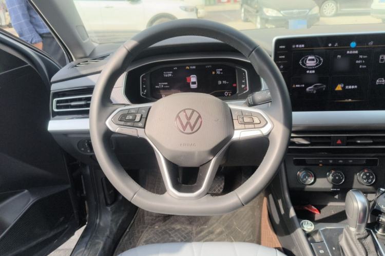 Used Volkswagen Lavida 2023 Revised Version 1.5L Automatic 5 Millionth Edition Steering Wheel