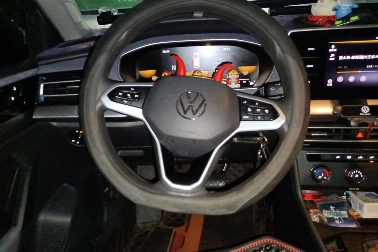 Used Volkswagen Lavida 2023 1.5L Automatic De Yi Edition Steering Wheel