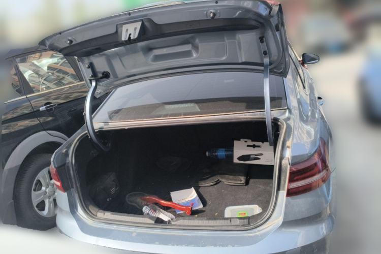 Used Volkswagen Lavida 2023 Revised Version 1.5L Automatic 5 Millionth Edition Trunk