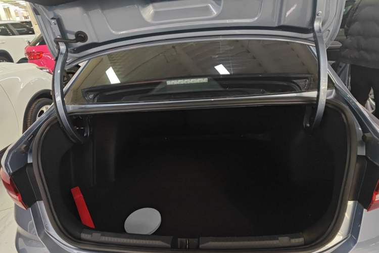 Used Volkswagen Lavida 2023 1.5L Automatic 5 Million Edition Trunk