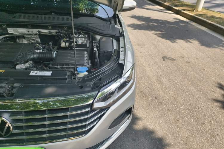 Used Volkswagen Lavida 2023 1.5L Automatic 5 Million Edition Engine Bay Left