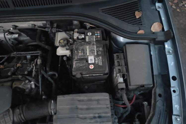 Used Volkswagen Lavida 2023 1.5L Automatic 5 Million Edition Engine Bay Left